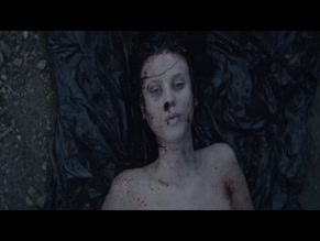 Natalia Coutinho in Ouroboros