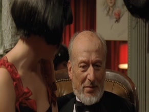 Juliet Lemonnier in Les Petits Meurtres D'agatha Christie