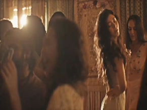 Laize Camara in Guerreiros Do Sol