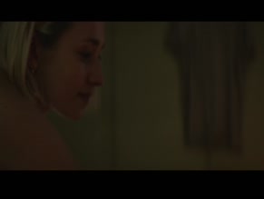 Kristine Kujath Thorp in Himmelbla
