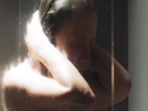Beatriz Spelzini in Anomalia