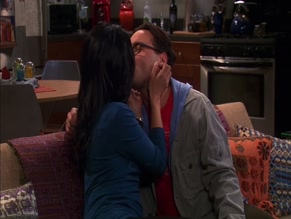 Aarti Mann Nude Scene in The Big Bang Theory