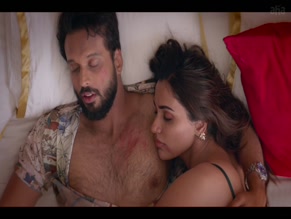 Akshara Gowda in Mix Up