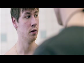 Emilia Schule in Boy 7