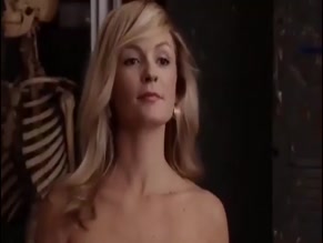 Lindsey Gort in The Carrie Diaries