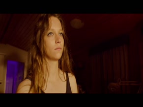 Molly Windsor in Make Up