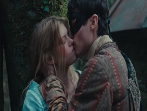 Julia De Nunez in La Reparation