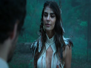 Paola Fernandez in Como Sobrevivir Soltero