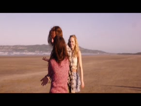 Suki Waterhouse in Love, Rosie
