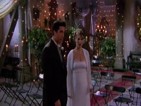 Helen Baxendale in Friends