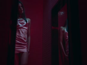 Camila Queiroz in Verdades Secretas