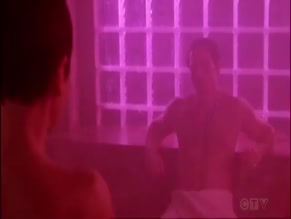 Natalie Raitano in V.i.p.