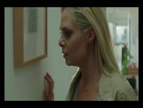 Natasha Dominguez in El Dragon
