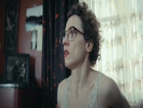 Julia Kijowska in Project Ufo