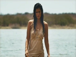 Isadora Cruz in Guerreiros Do Sol