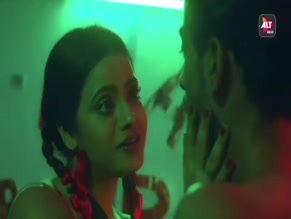 Aasma Sayed in Gandi Baat