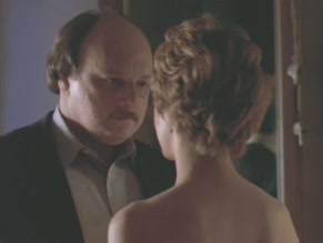 Sharon Lawrence in Nypd Blue