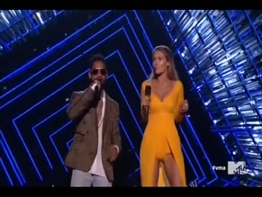 Gigi Hadid in Mtv Video Music Awards