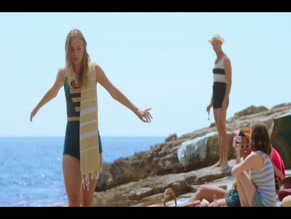Lily Frazer in Hotel Portofino
