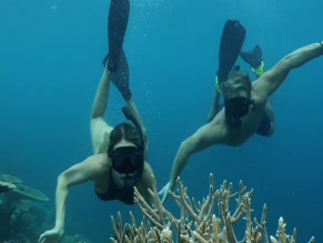Jocelyn Hudon in Love In The Maldives
