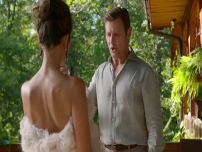 Nathalie Kelley in Dynasty
