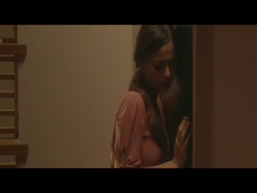 Angeli Khang in Eva