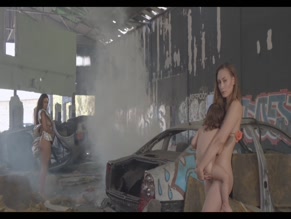 Carolina Garrido in Ave Paraiso