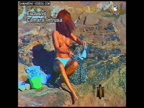 Iliana Calabro in Intrusos En El Espectaculo