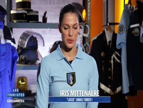 Iris Mittenaere in Les Touristes