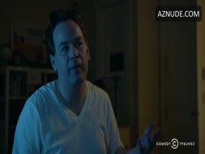 Abbi Jacobson in Broad City