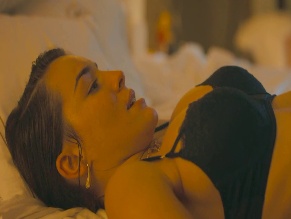 Ada Molina in Oasis