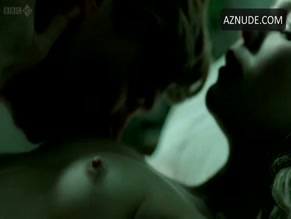 Adelaide Clemens in Parade's End
