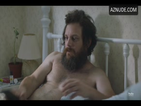 Aidy Bryant in Shrill
