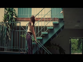 Alana Haim in Licorice Pizza