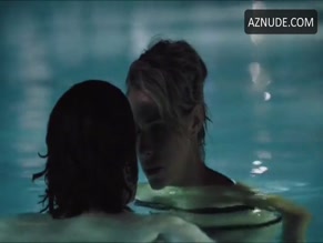 Alexandra Turshen in Red Oaks