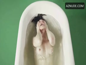 Amanda Palmer in The First Time Ever I Saw Your Face (featuring Amanda Palmer)
