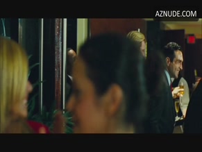 Amber Valletta in Transporter 2