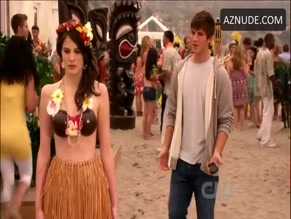 Amelia Rose Blaire in 90210