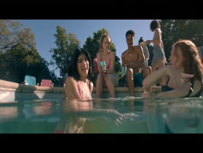 Amelie Hoeferle in Night Swim