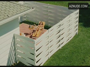Amy Landecker in A Serious Man