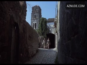 Angela Luce in The Decameron
