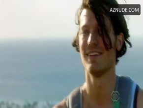 Angela Sprinkle in Hawaii Five-0