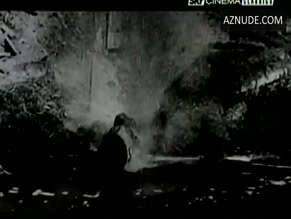Anita Sanders in Nerosubianco