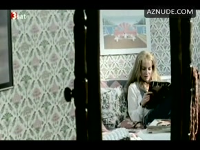 Anja Kling in Der Seerosenteich