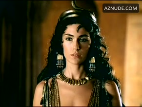 Anna Valle in Augustus
