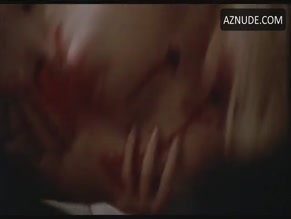 Anulka Dziubinska in Vampyres
