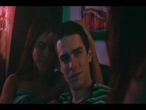 Isabelle Gillette in Scotty's Vag