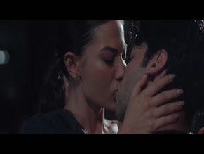 Demet Ozdemir in Love Tactics