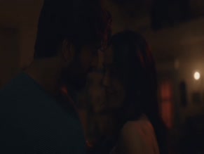 Surbhi Jyoti in Gunaah