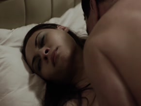 Isis King in Hello Forever